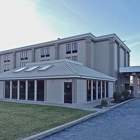 Country Inn & Suites By Radisson, Canton Near Hall Of Fame